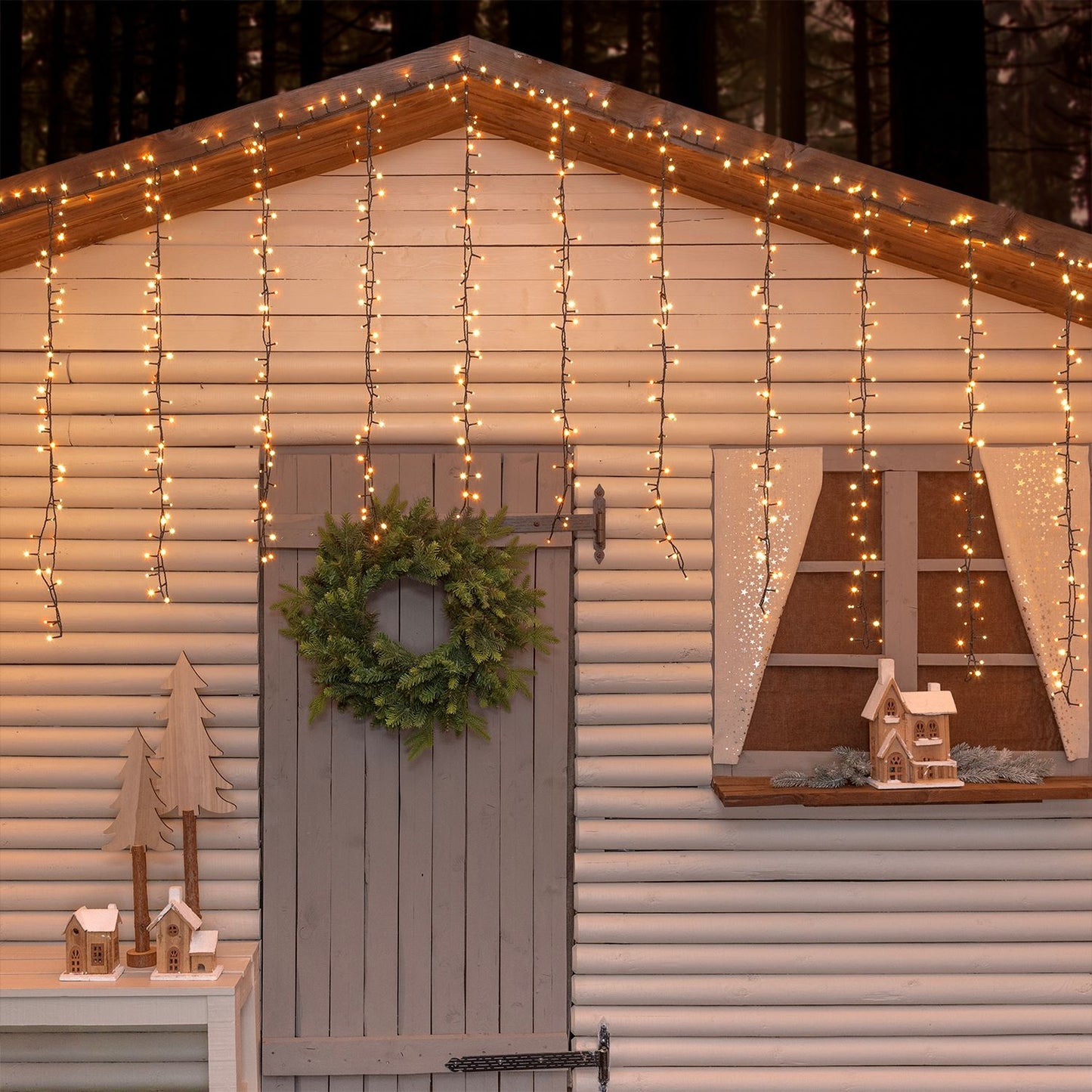 Chaîne linéaire TLE 600 LED TRADITIONNELLE et BLANC CHAUD 2+24,5m lumières de Noël