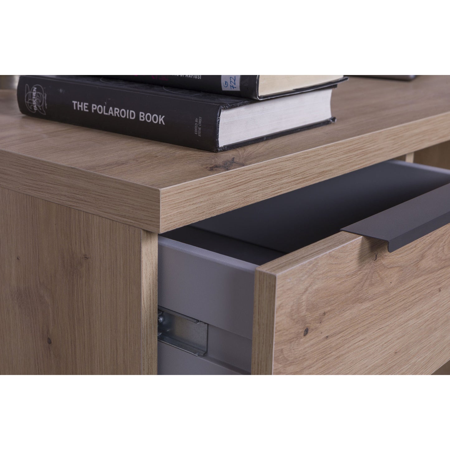 Bureau avec 1 porte et 4 tiroirs H 77,80 x L146,00 x P60,10 cm