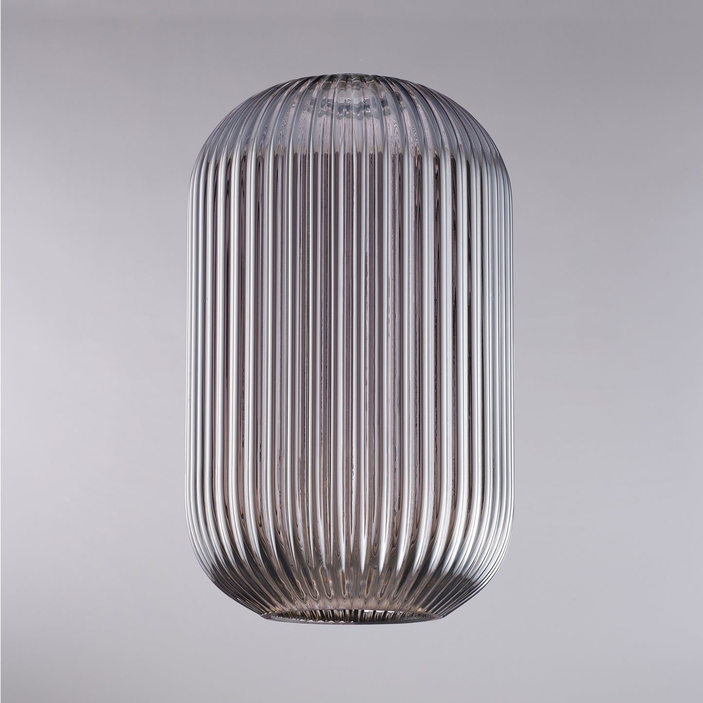 Diffuseur en verre soufflé miroir gris à décor rayé en relief H.34 - Ø20