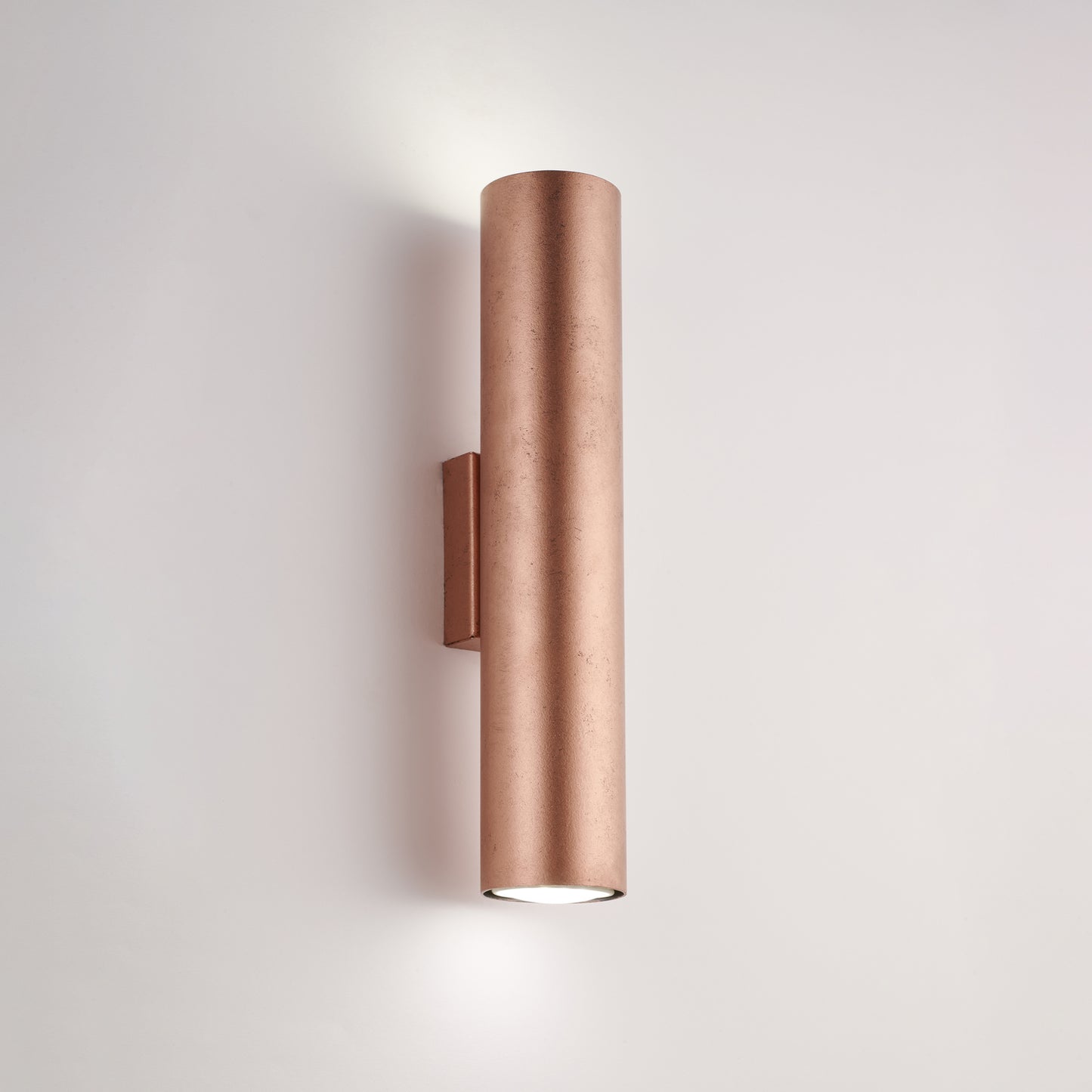 Applique in ferro laccato nero GU10 con decorazione rame antico 2 luci H.30 - L.8 - P.6