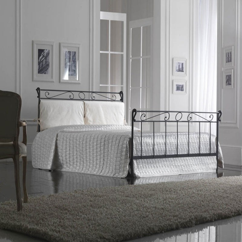 Lit en fer pour une personne et demie avec pied de lit Noir LEONARDO 130x218x h118 cm