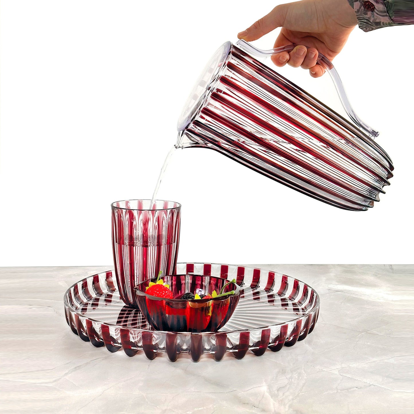 Carafe avec couvercle pin-up rouge 19,5 x 13 x H 27 cm