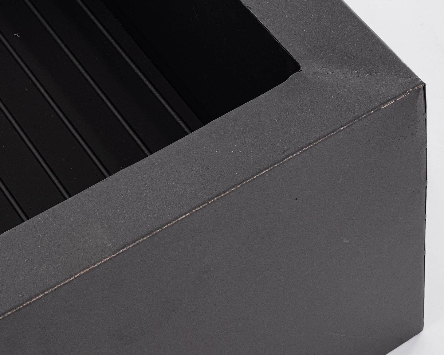 Brasero Bas Carré Noir 60x26h en Acier Résistant