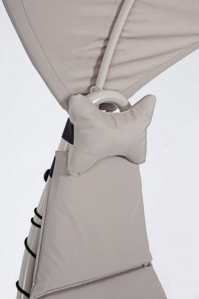 Chaise longue à bascule Baffin en métal ivoire