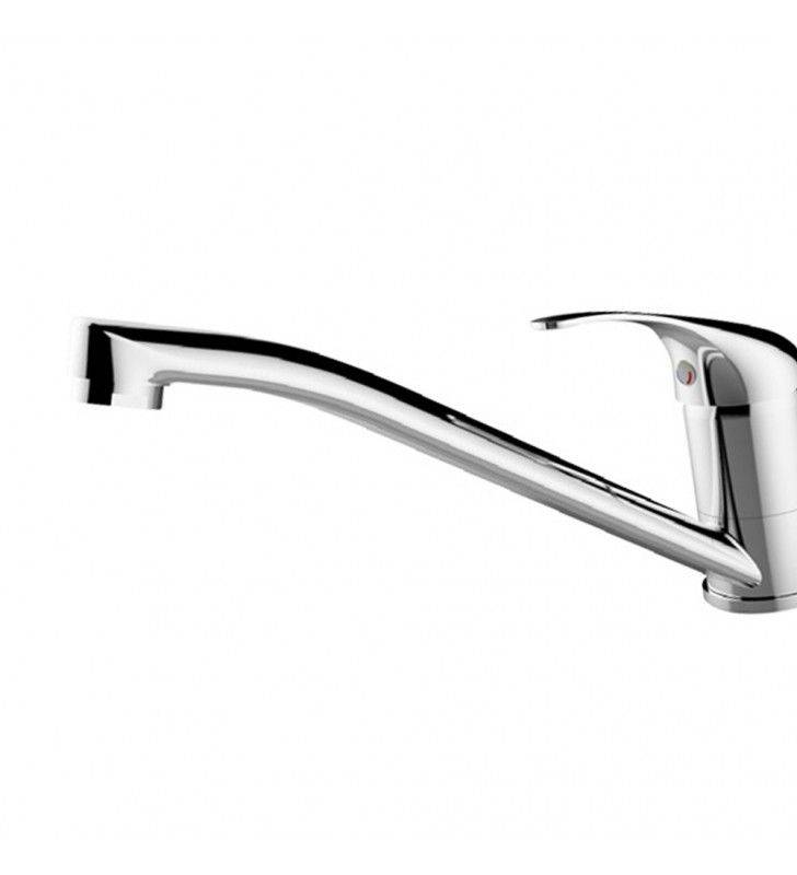 La série EVA Tap avec bouche pivotante et finition chromée.