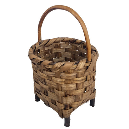 Panier en bois avec anse et pieds