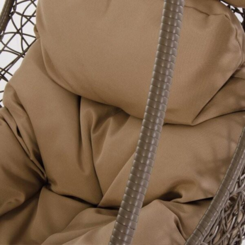 Fauteuil suspendu en rotin tressé 110 x 110 x 195h cm