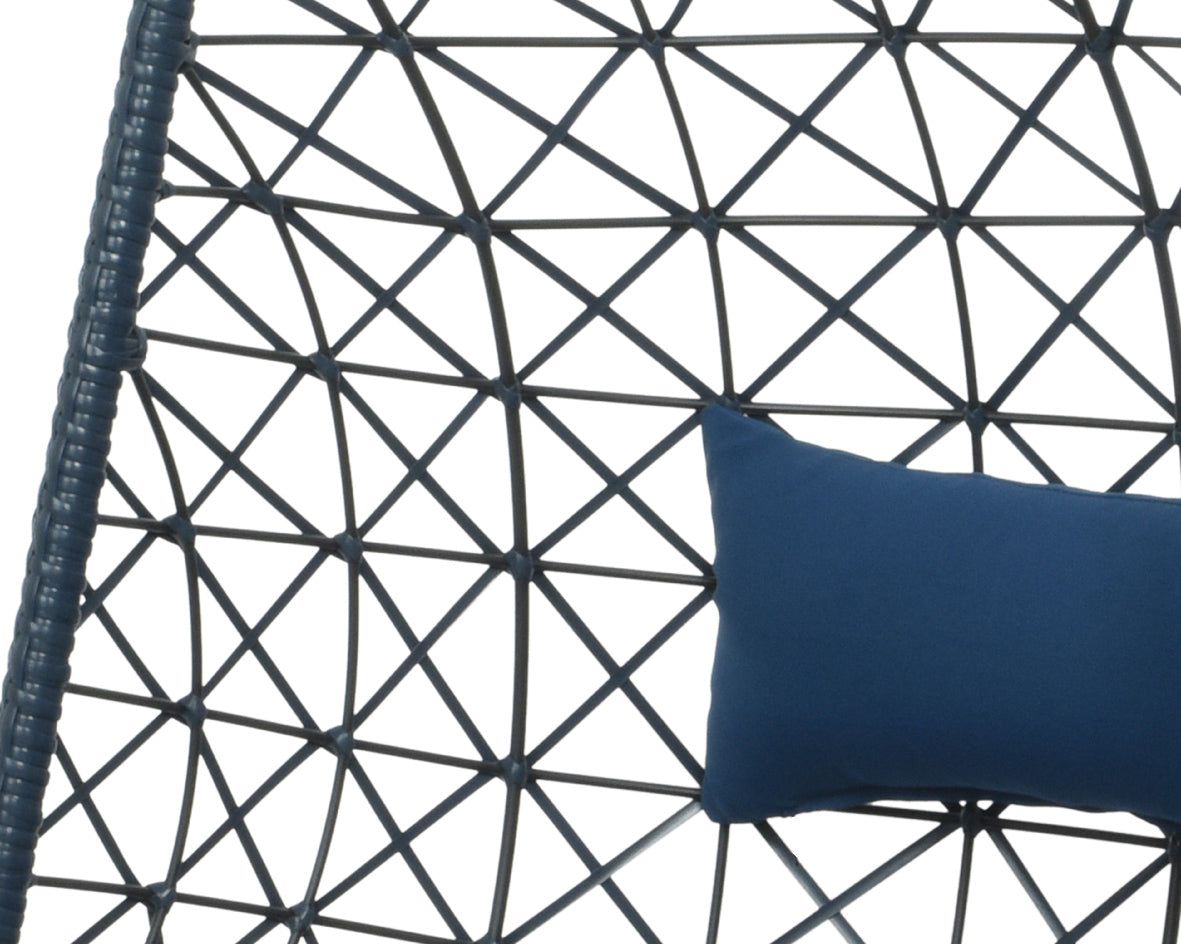 Fauteuil oeuf suspendu Bologna en osier bleu foncé 195h cm