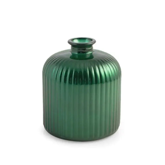 Vase RYC en verre recyclé strié, vert métallisé, 18 cm