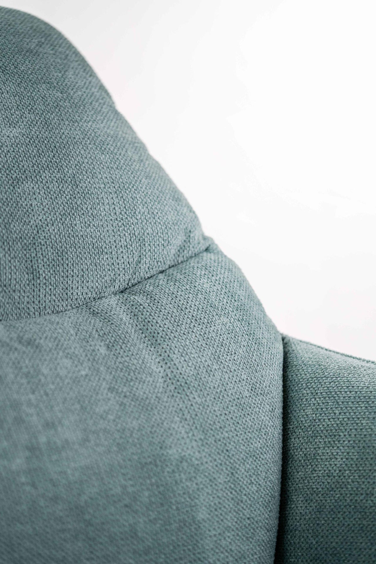 Fauteuil en polypropylène aigue-marine 85 cm x 74 cm H. 86 cm